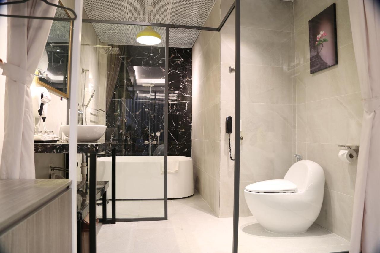 The Queendor Boutique Khách sạn TP. Hồ Chí Minh
